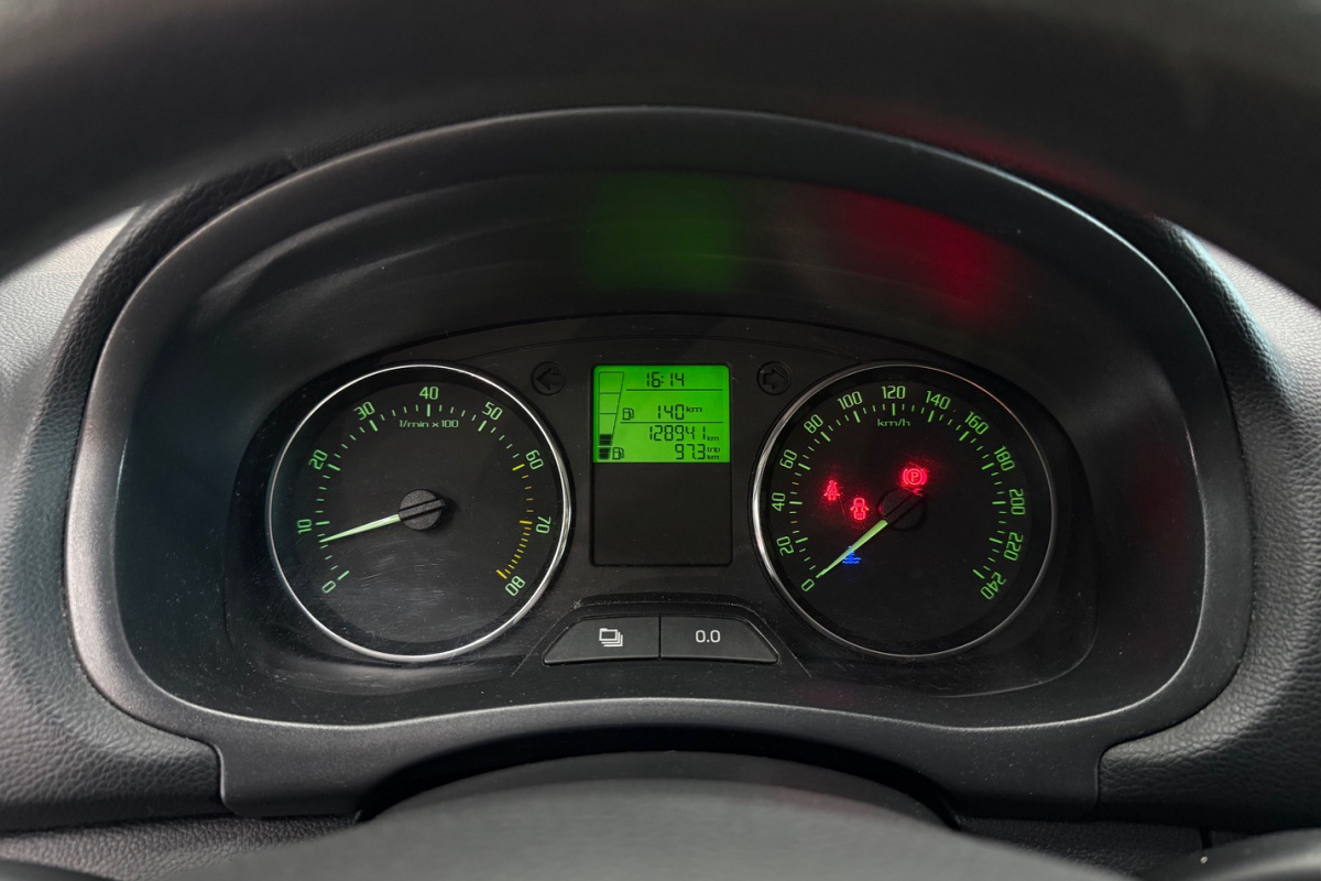 Ponuka vozidiel / Škoda Roomster 1.2 TSI Ambition - video