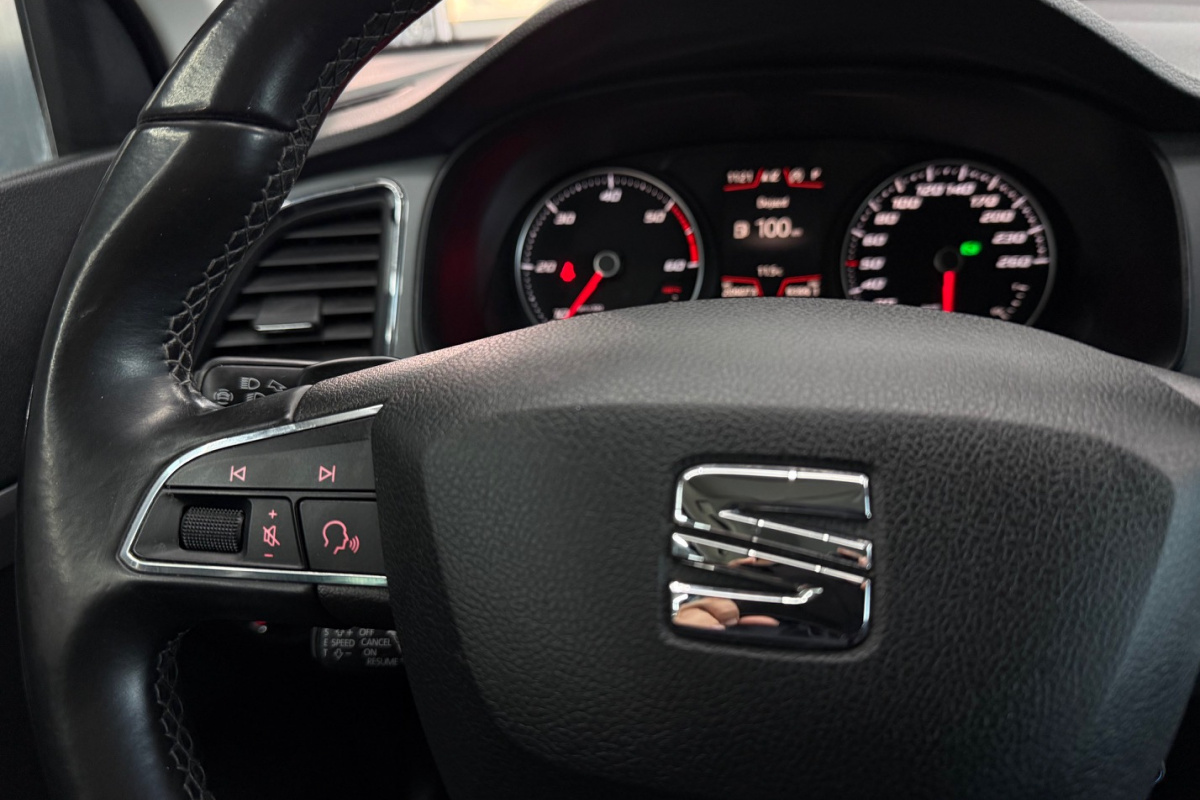 Ponuka vozidiel / Seat Ateca 1.6 TDI 115 Style DSG - video