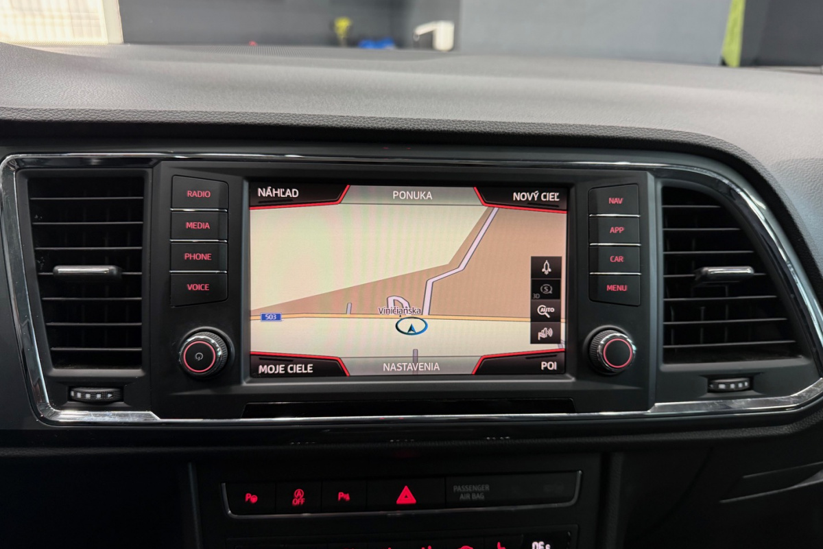 Ponuka vozidiel / Seat Ateca 1.6 TDI 115 Style DSG - video