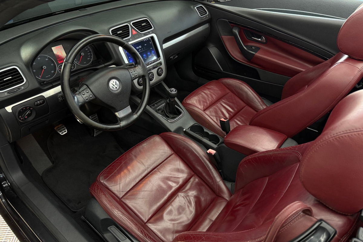 Ponuka vozidiel / Volkswagen Eos 2.0 TDI - video