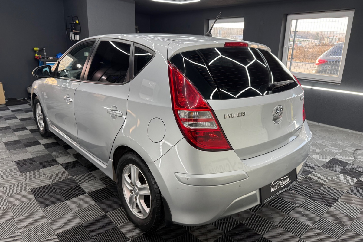 Ponuka vozidiel / Hyundai i30 1.6 CRDi VGT Style - video