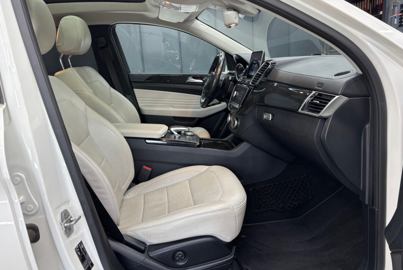  Ponuka vozidiel / Mercedes-Benz GLE Kupé 350d 4matic A/T - video