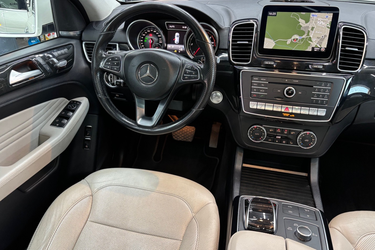 Ponuka vozidiel / Mercedes-Benz GLE Kupé 350d 4matic A/T - video