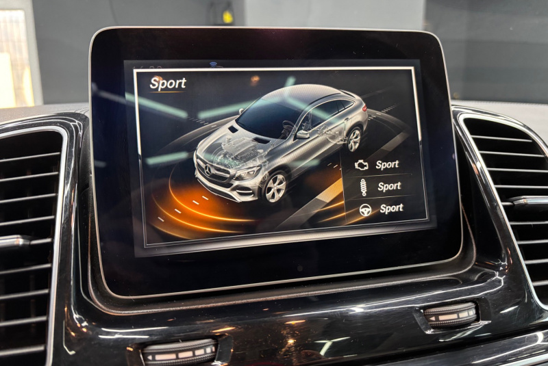  Ponuka vozidiel / Mercedes-Benz GLE Kupé 350d 4matic A/T - video