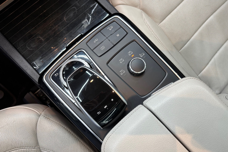 Ponuka vozidiel / Mercedes-Benz GLE Kupé 350d 4matic A/T - video Ponuka vozidiel / Mercedes-Benz GLE Kupé 350d 4matic A/T - video