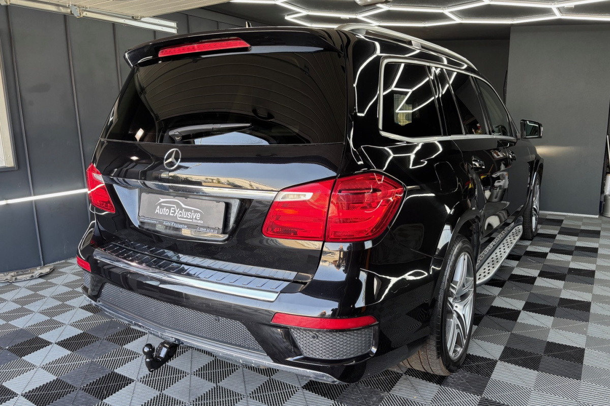 Ponuka vozidiel / Mercedes-Benz GL 350 CDI BlueTEC 4MATIC - video