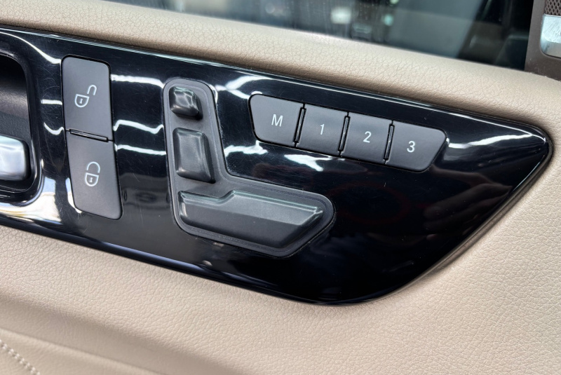  Ponuka vozidiel / Mercedes-Benz GL 350 CDI BlueTEC 4MATIC - video