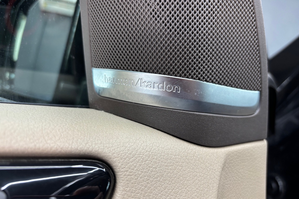 Ponuka vozidiel / Mercedes-Benz GL 350 CDI BlueTEC 4MATIC - video