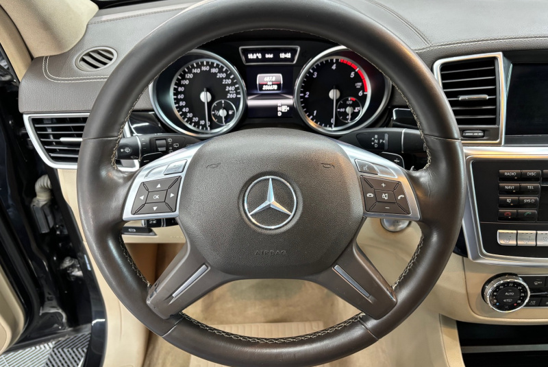  Ponuka vozidiel / Mercedes-Benz GL 350 CDI BlueTEC 4MATIC - video