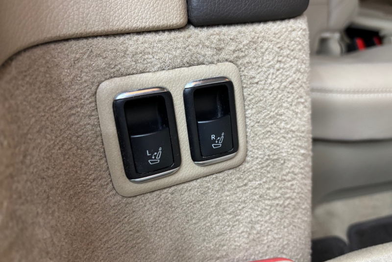  Ponuka vozidiel / Mercedes-Benz GL 350 CDI BlueTEC 4MATIC - video