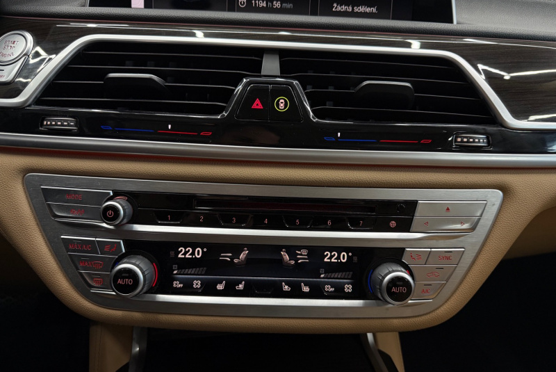  Ponuka vozidiel / BMW Rad 7 730d xDrive A/T - video