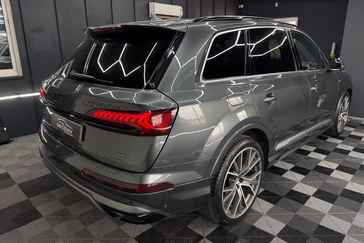 Ponuka vozidiel / Audi Q7 50 TDI QUATTRO TIPTRONIC S-LINE - video