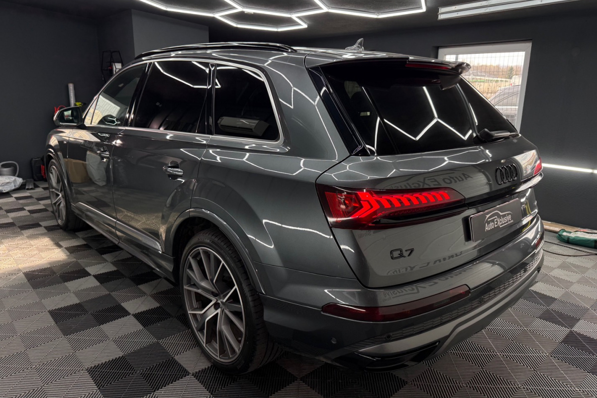 Ponuka vozidiel / Audi Q7 50 TDI QUATTRO TIPTRONIC S-LINE - video Ponuka vozidiel / Audi Q7 50 TDI QUATTRO TIPTRONIC S-LINE - video