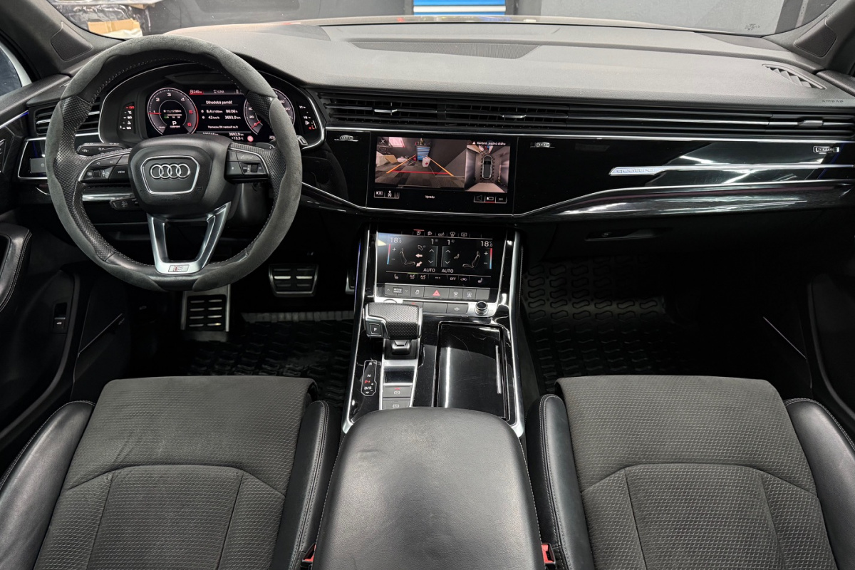 Ponuka vozidiel / Audi Q7 50 TDI QUATTRO TIPTRONIC S-LINE - video