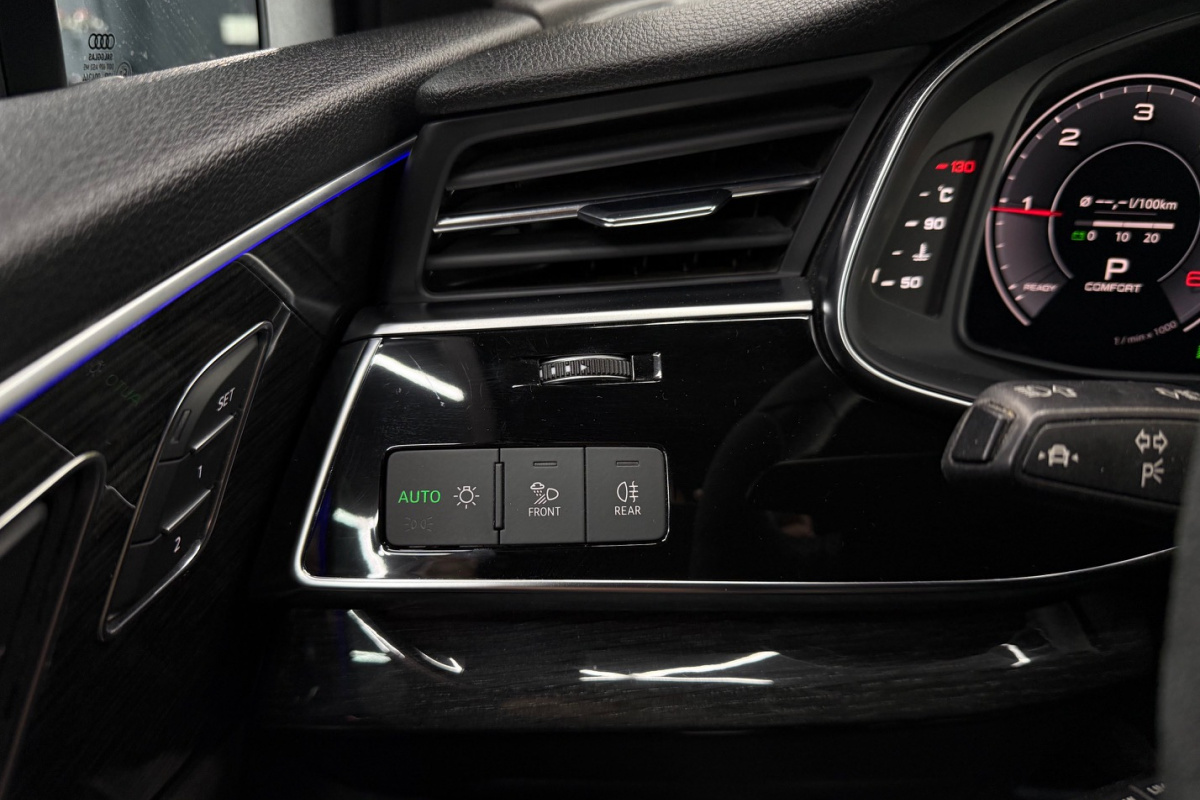 Ponuka vozidiel / Audi Q7 50 TDI QUATTRO TIPTRONIC S-LINE - video