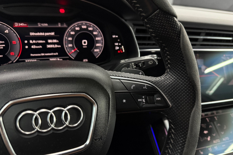  Ponuka vozidiel / Audi Q7 50 TDI QUATTRO TIPTRONIC S-LINE - video