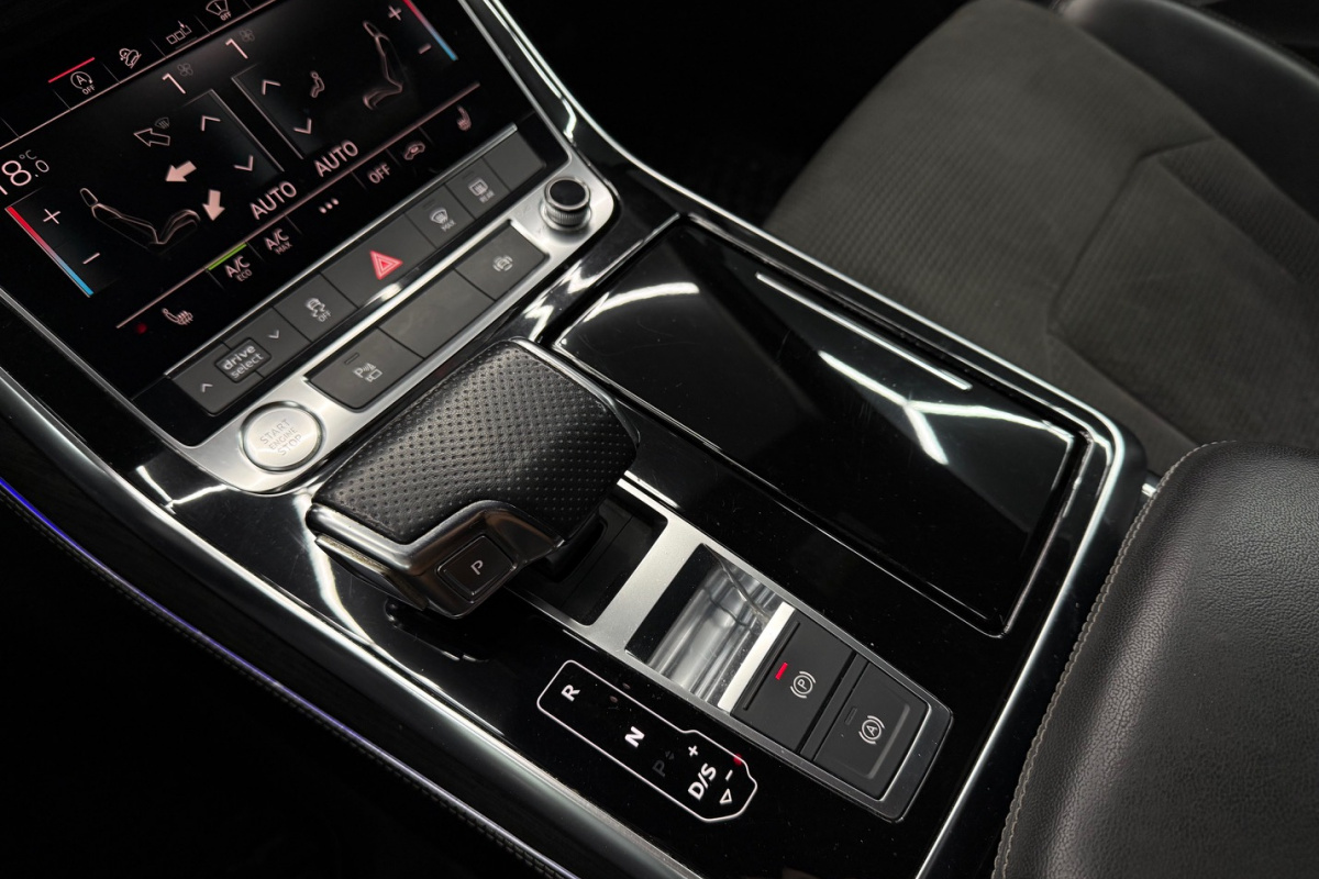 Ponuka vozidiel / Audi Q7 50 TDI QUATTRO TIPTRONIC S-LINE - video