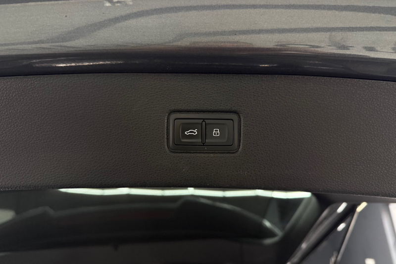  Ponuka vozidiel / Audi Q7 50 TDI QUATTRO TIPTRONIC S-LINE - video