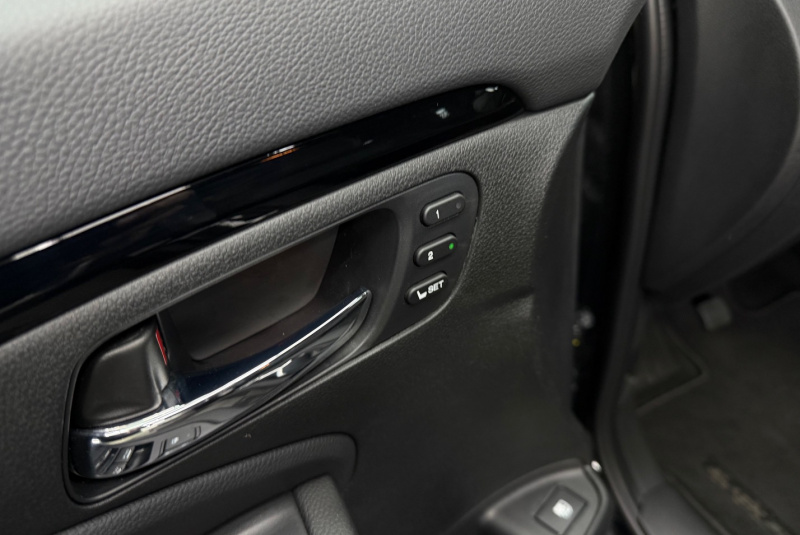  Ponuka vozidiel / Honda Ridgeline 3.5 Black Edition Double Cab 4x4 A/T - video