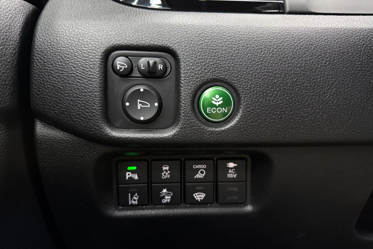 Ponuka vozidiel / Honda Ridgeline 3.5 Black Edition Double Cab 4x4 A/T - video Ponuka vozidiel / Honda Ridgeline 3.5 Black Edition Double Cab 4x4 A/T - video