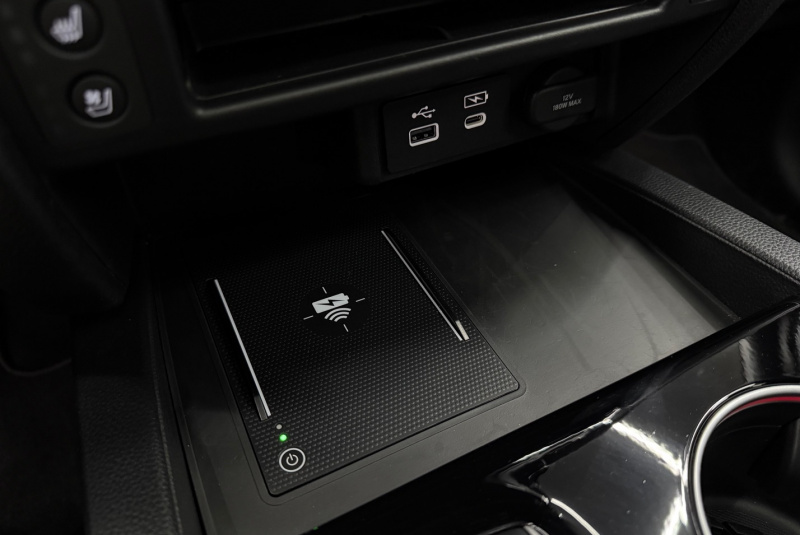  Ponuka vozidiel / Honda Ridgeline 3.5 Black Edition Double Cab 4x4 A/T - video