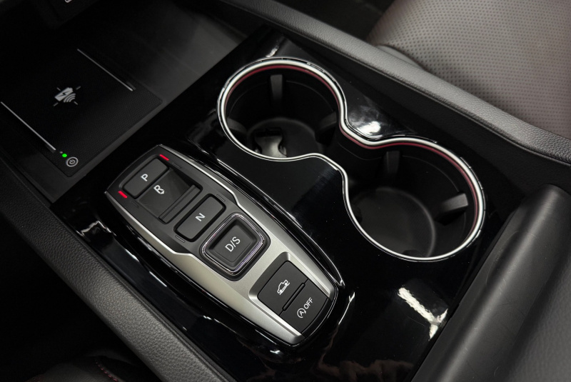 Ponuka vozidiel / Honda Ridgeline 3.5 Black Edition Double Cab 4x4 A/T - video Ponuka vozidiel / Honda Ridgeline 3.5 Black Edition Double Cab 4x4 A/T - video