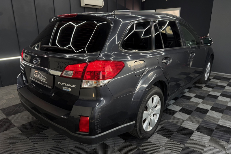  Ponuka vozidiel / Subaru Outback 2.0 D Comfort - video