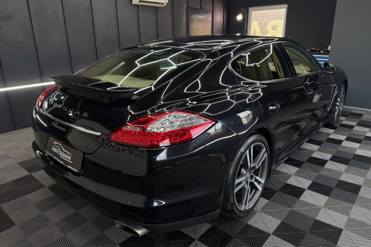 Ponuka vozidiel / Porsche Panamera 3.0 Diesel Tiptronic S - video