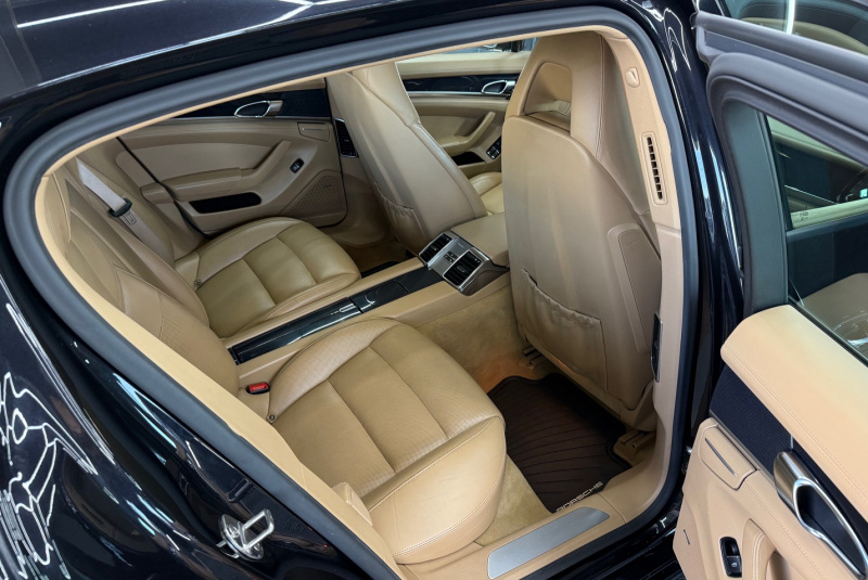  Ponuka vozidiel / Porsche Panamera 3.0 Diesel Tiptronic S - video