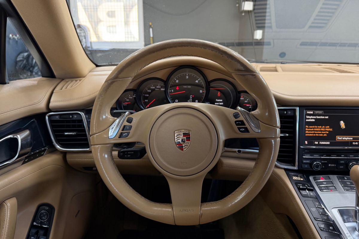 Ponuka vozidiel / Porsche Panamera 3.0 Diesel Tiptronic S - video