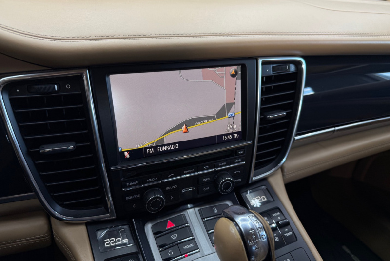  Ponuka vozidiel / Porsche Panamera 3.0 Diesel Tiptronic S - video