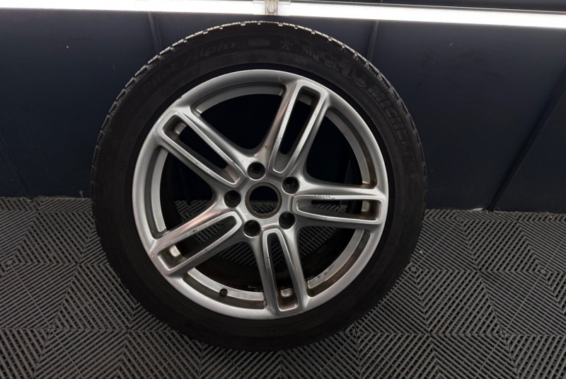 Ponuka vozidiel / Porsche Panamera 3.0 Diesel Tiptronic S - video Ponuka vozidiel / Porsche Panamera 3.0 Diesel Tiptronic S - video