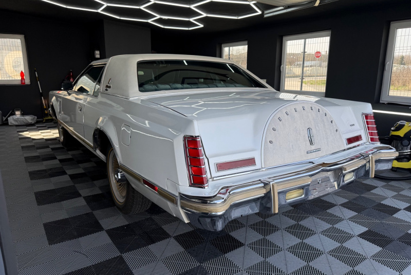 Ponuka vozidiel / Lincoln Continental Mark V Collector S Series edition Cartier 7.5 V8 - video Ponuka vozidiel / Lincoln Continental Mark V Collector S Series edition Cartier 7.5 V8 - video