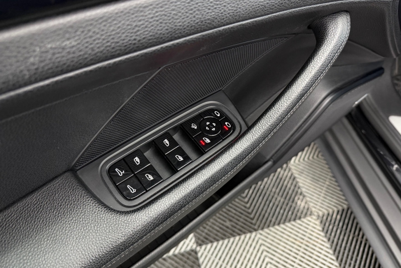  Ponuka vozidiel / Porsche Panamera 4 ST 4x4 A/T  - video