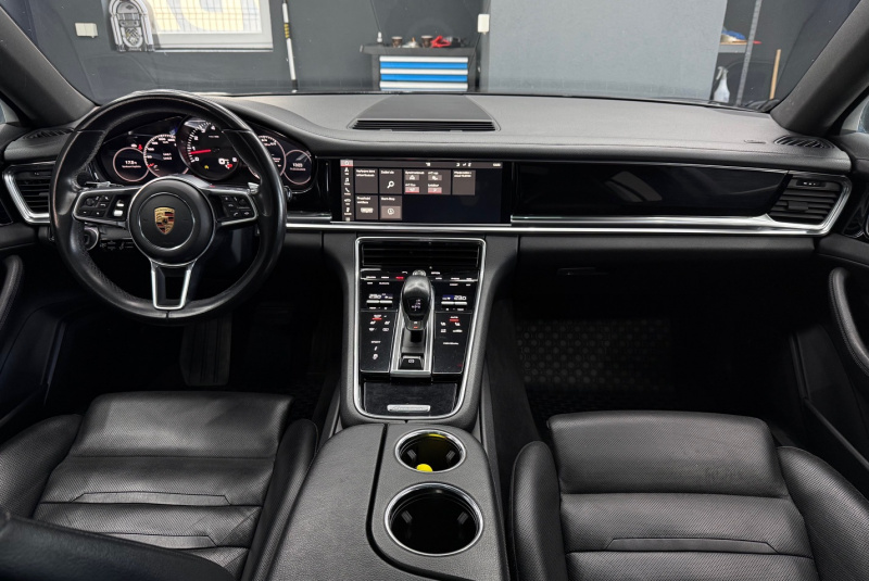  Ponuka vozidiel / Porsche Panamera 4 ST 4x4 A/T  - video