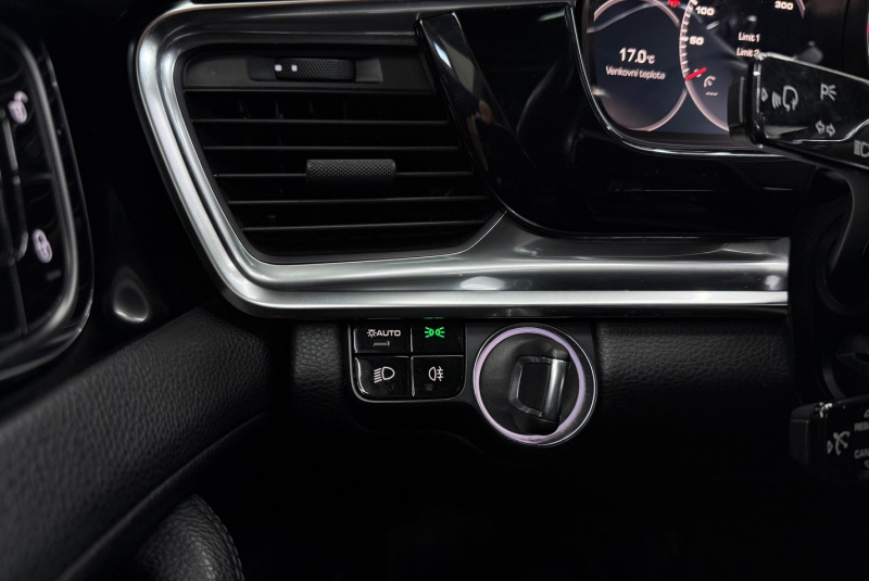 Ponuka vozidiel / Porsche Panamera 4 ST 4x4 A/T - video Ponuka vozidiel / Porsche Panamera 4 ST 4x4 A/T - video