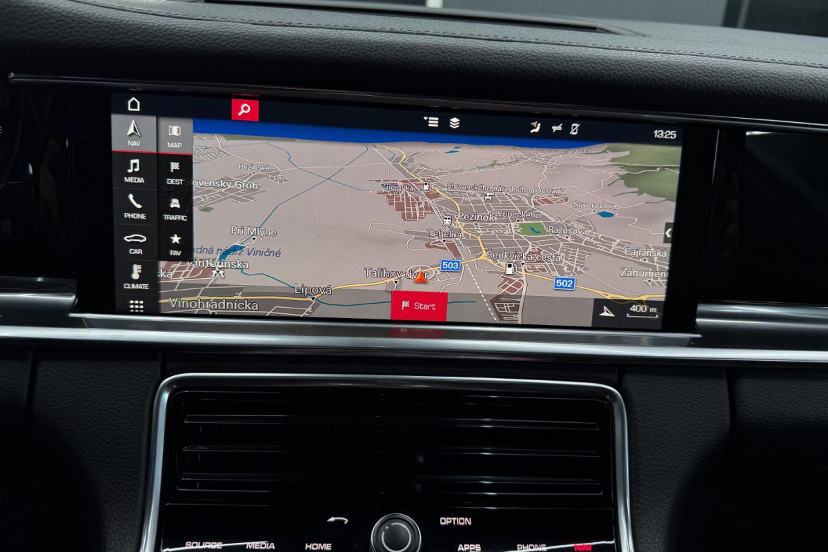 Ponuka vozidiel / Porsche Panamera 4 ST 4x4 A/T  - video