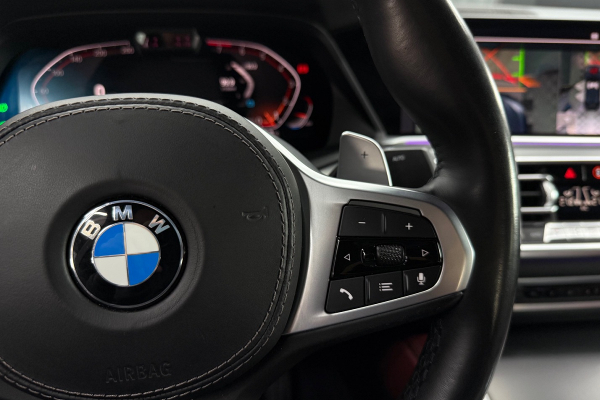 Ponuka vozidiel / BMW X6 xDrive 40i A/T - video