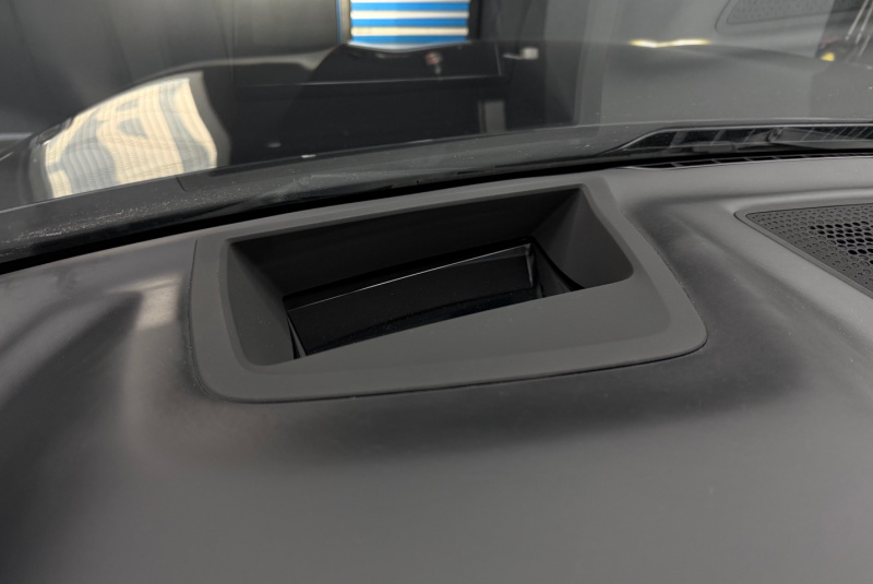 Ponuka vozidiel / BMW X6 xDrive 40i A/T - video Ponuka vozidiel / BMW X6 xDrive 40i A/T - video