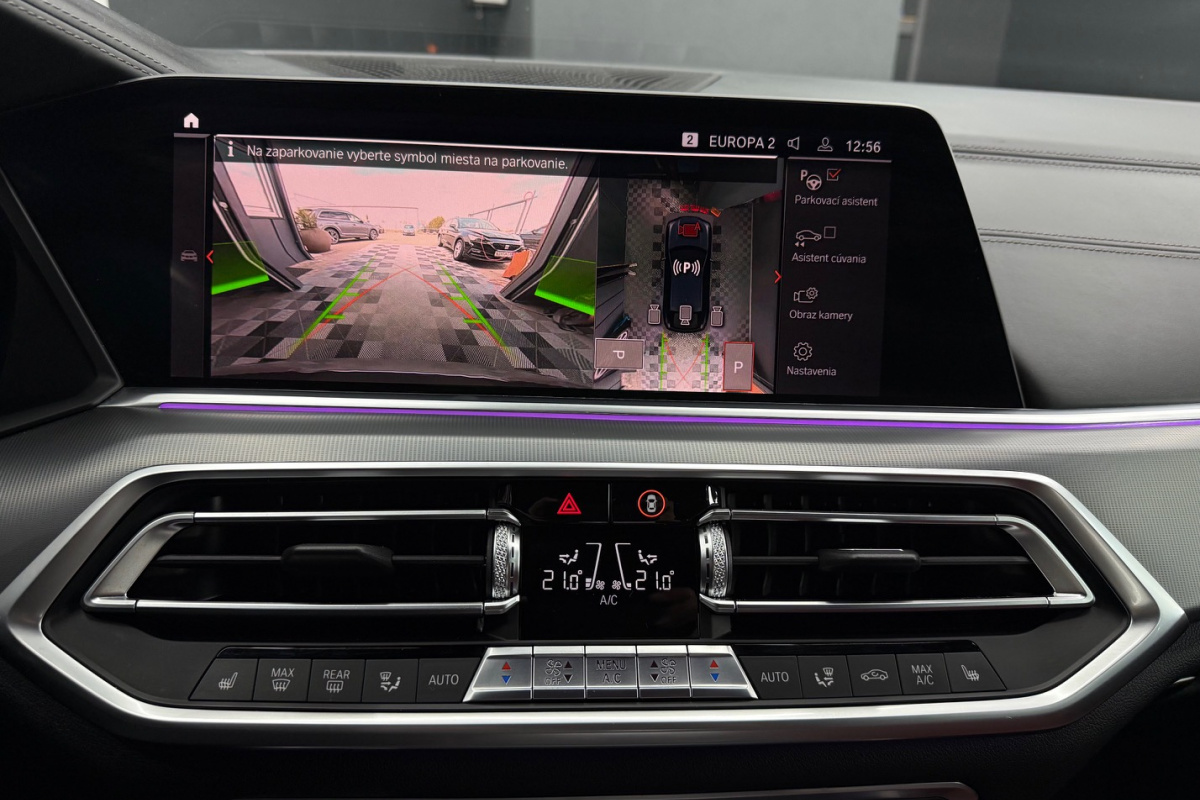 Ponuka vozidiel / BMW X6 xDrive 40i A/T - video