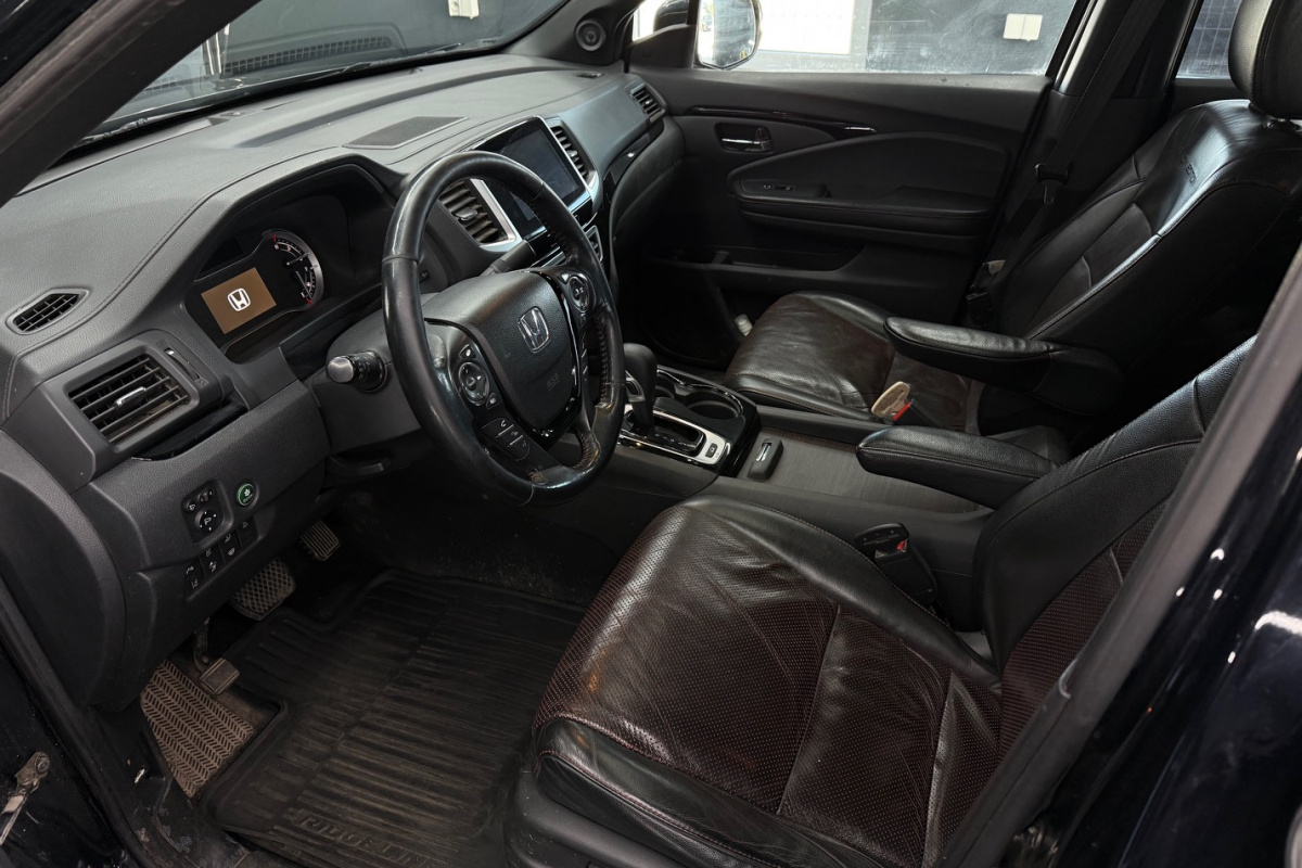 Ponuka vozidiel / Honda Ridgeline 3.5 V6 Black Edition - video