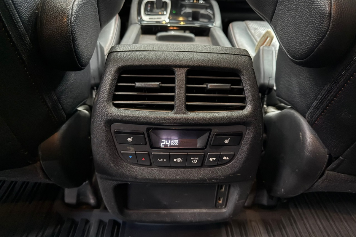 Ponuka vozidiel / Honda Ridgeline 3.5 V6 Black Edition - video Ponuka vozidiel / Honda Ridgeline 3.5 V6 Black Edition - video