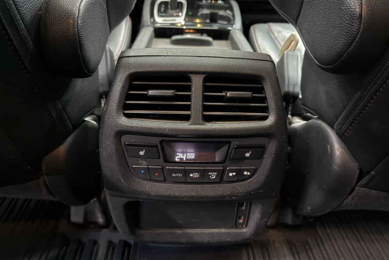  Ponuka vozidiel / Honda Ridgeline 3.5 V6 Black Edition - video