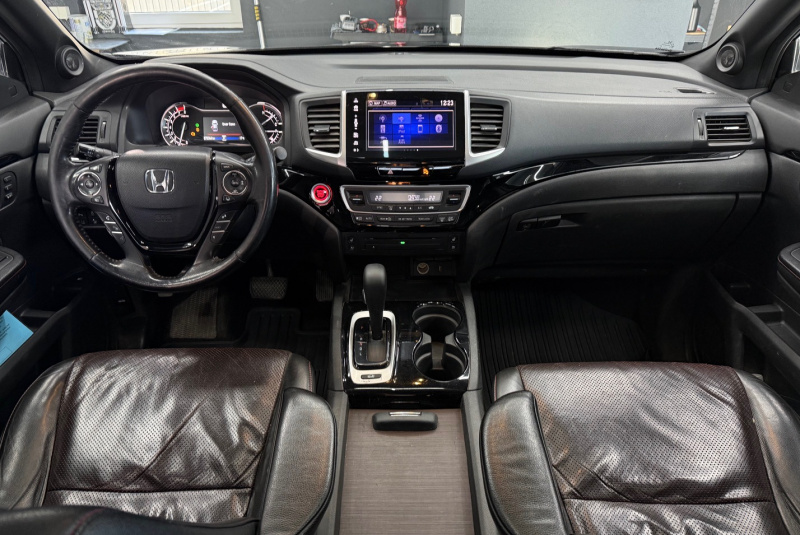 Ponuka vozidiel / Honda Ridgeline 3.5 V6 Black Edition - video Ponuka vozidiel / Honda Ridgeline 3.5 V6 Black Edition - video