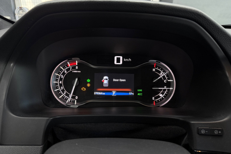 Ponuka vozidiel / Honda Ridgeline 3.5 V6 Black Edition - video Ponuka vozidiel / Honda Ridgeline 3.5 V6 Black Edition - video