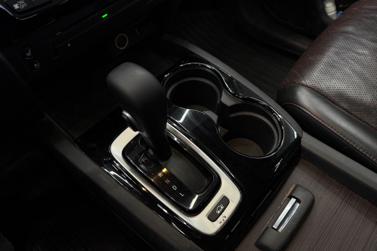 Ponuka vozidiel / Honda Ridgeline 3.5 V6 Black Edition - video