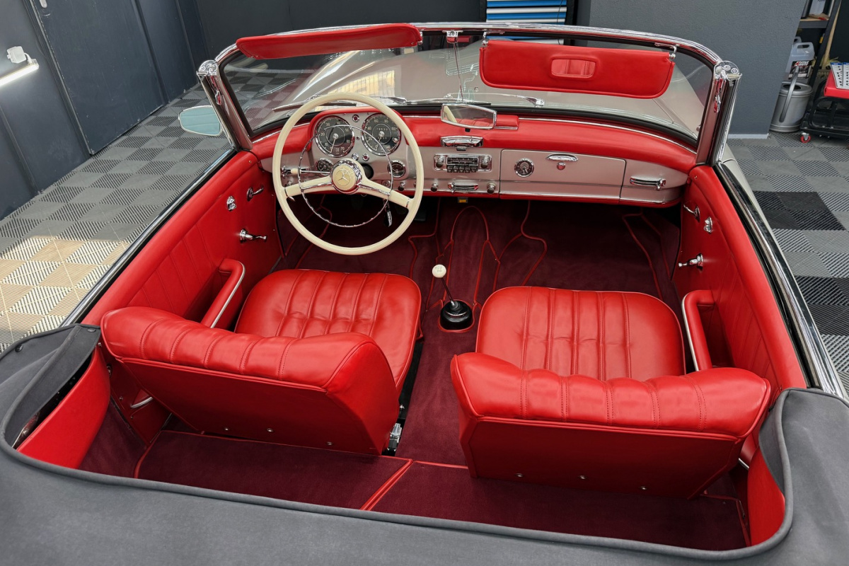 Ponuka vozidiel / Mercedes-Benz SL 190 - video Ponuka vozidiel / Mercedes-Benz SL 190 - video