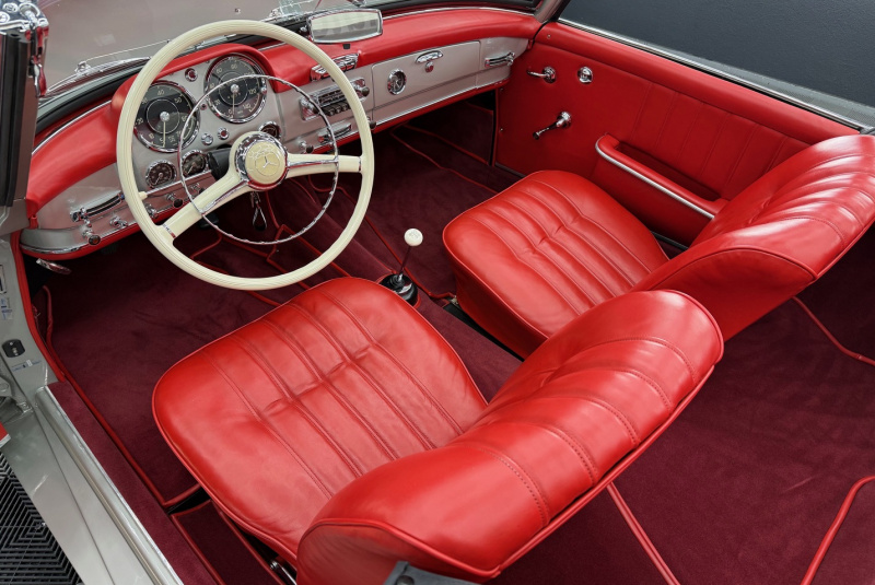  Ponuka vozidiel / Mercedes-Benz SL 190 - video