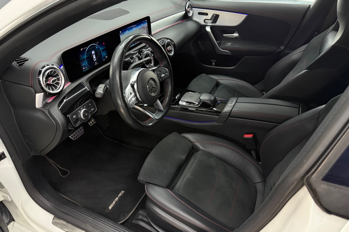 Ponuka vozidiel / Mercedes-Benz CLA Kupé 180 A/T - video