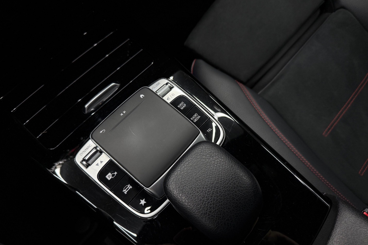 Ponuka vozidiel / Mercedes-Benz CLA Kupé 180 A/T - video